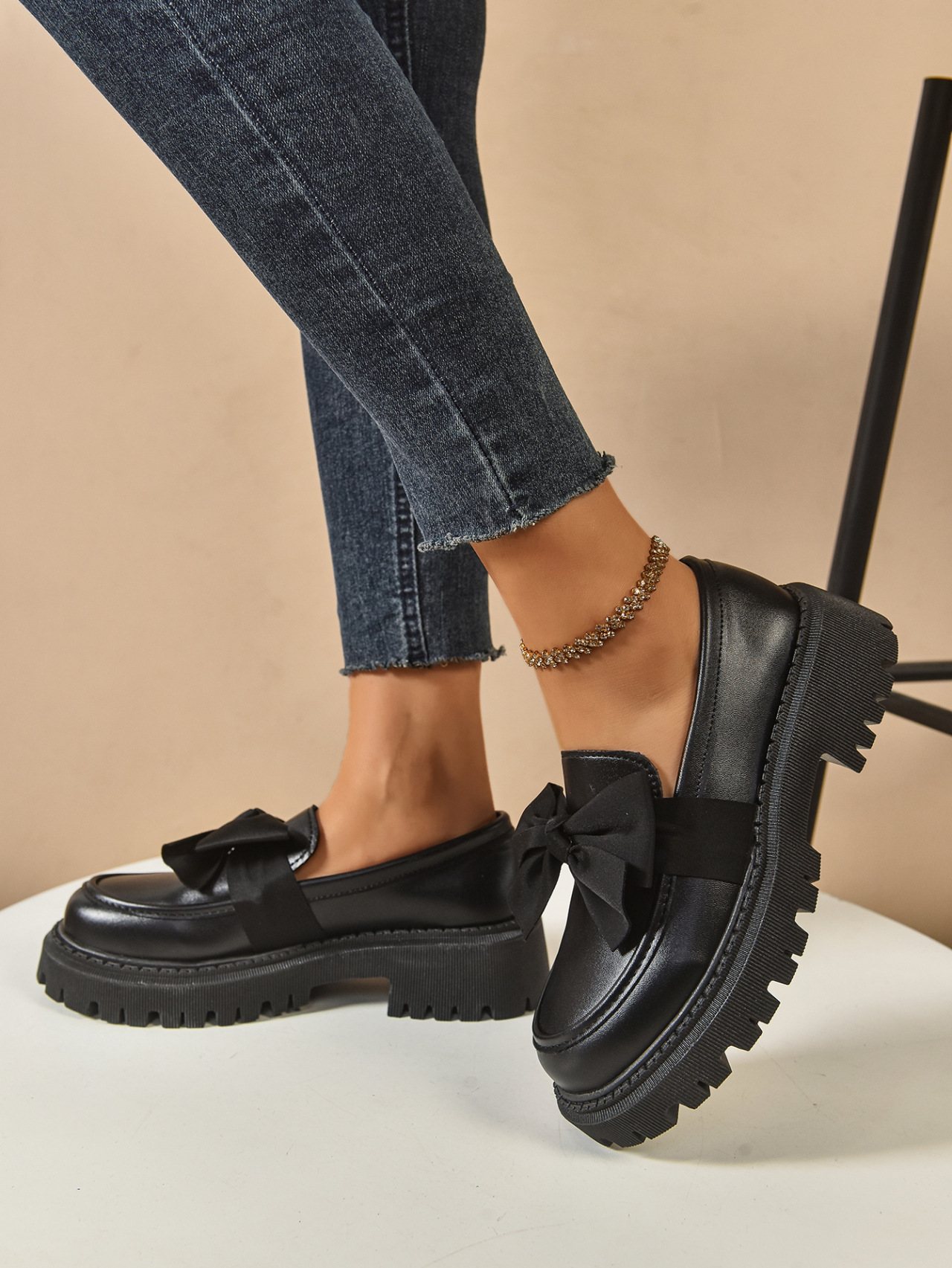 Women's Plus Size Bow Tie Platform Loafers For Autumn Leather_voghion.com