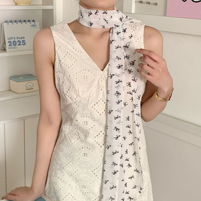 Bufanda de seda de lunares, chal, bufanda pequeña francesa multiusos, bufanda de sentido avanzado, pañuelo en la cabeza, diadema pastoral femenina de verano, cinturón decorativo