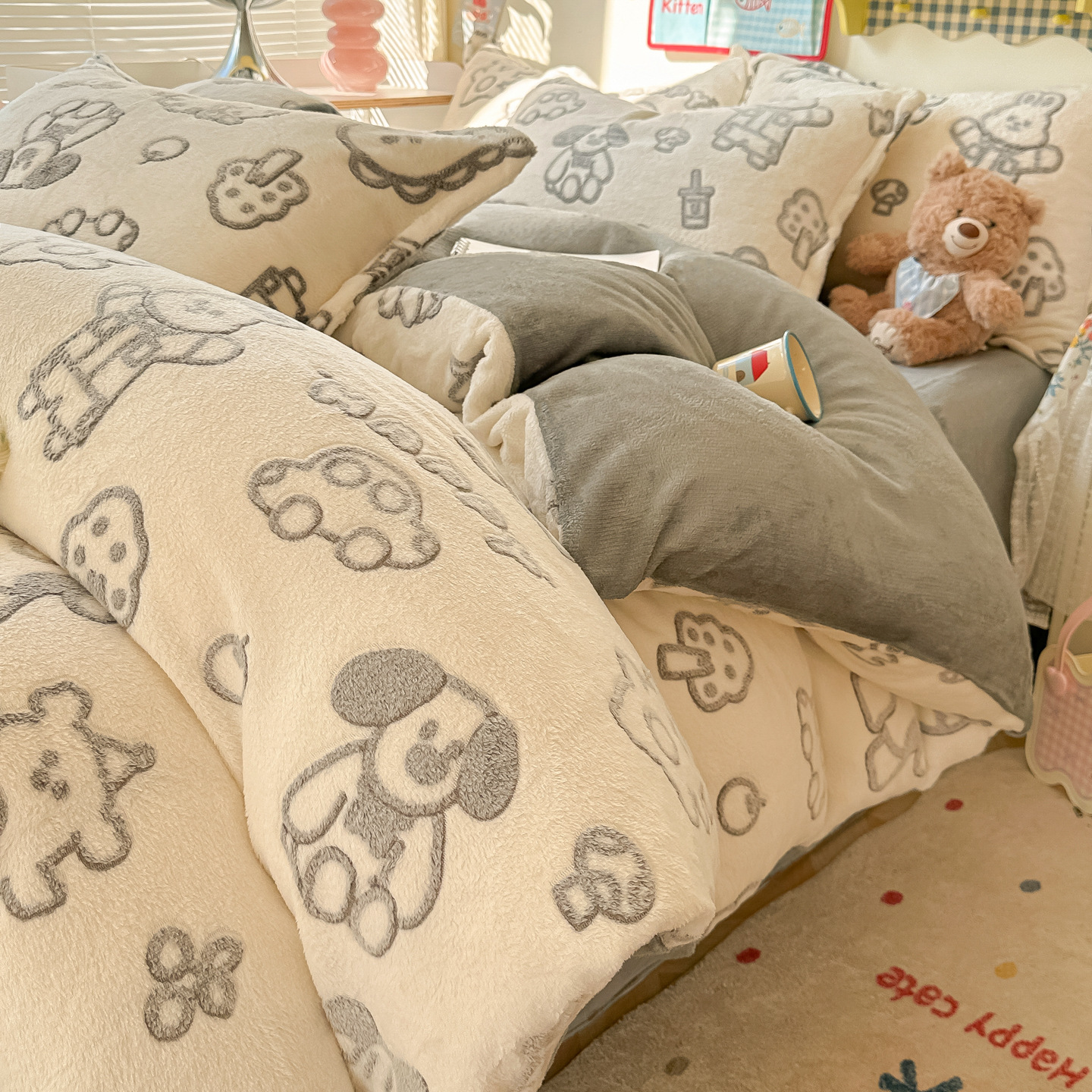 Nuevo invierno para madres y bebés con cuatro piezas de seda de seda de seda de leche cálida con ropa de cama de copo de nieve