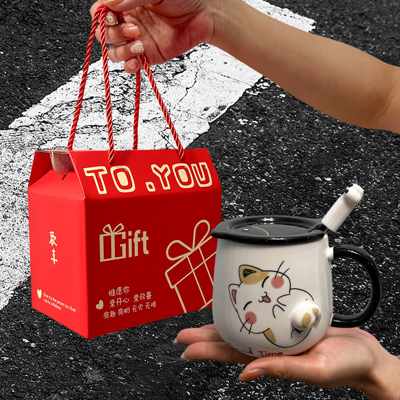 Taza de gato Mark con tapa Cuchara Taza de agua de cerámica Taza de pareja de dibujos animados de cerámica para hombres y mujeres Taza de desayuno de café de oficina