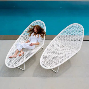 Outdoor Lounger Courtyard Swimming Pool Rattan Lazy Bed Designer Sunshine Room Beach Bed Balcony Garden Leisure Lounger