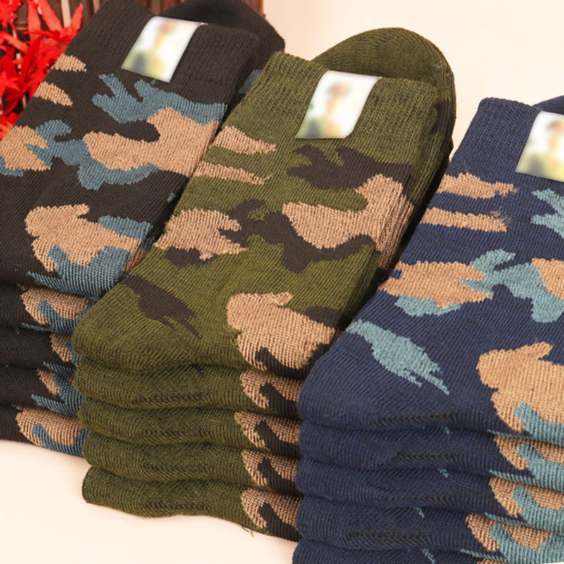 Camouflage socks men's mid-calf spring, autumn and winter New Sports military training thickened wear-resistant labor protection men's socks work on the construction site Camouflage socks men's mid-calf spring, autumn and winter New Sports military training thickened wear-resistant labor protection men's socks work on the construction site