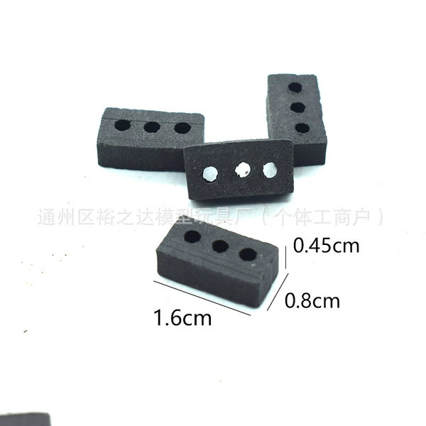 1: 16 blue bricks 3 holes (1 pill) permeable
