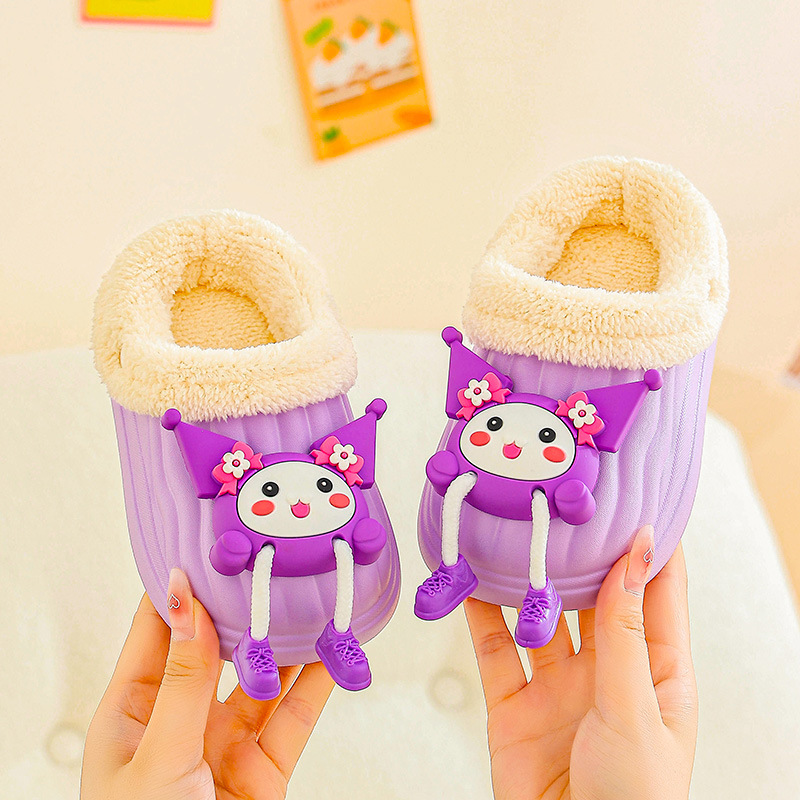 Zapatillas de algodón para niños invierno 2024 nuevos niños en el hogar interior con una base gruesa de terciopelo para niños pequeños y medianos zapatillas de algodón