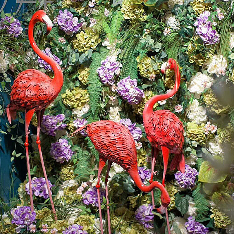 Accesorios de boda, adornos de flamenco de hierro forjado, escaparates del centro comercial de piso a techo, decoración del jardín de la terraza de Meichen, trajes de boda de Mori