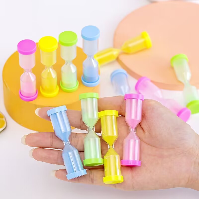 Creative mini hourglass timer kindergarten primary school student class small gift class activity gift hand gift