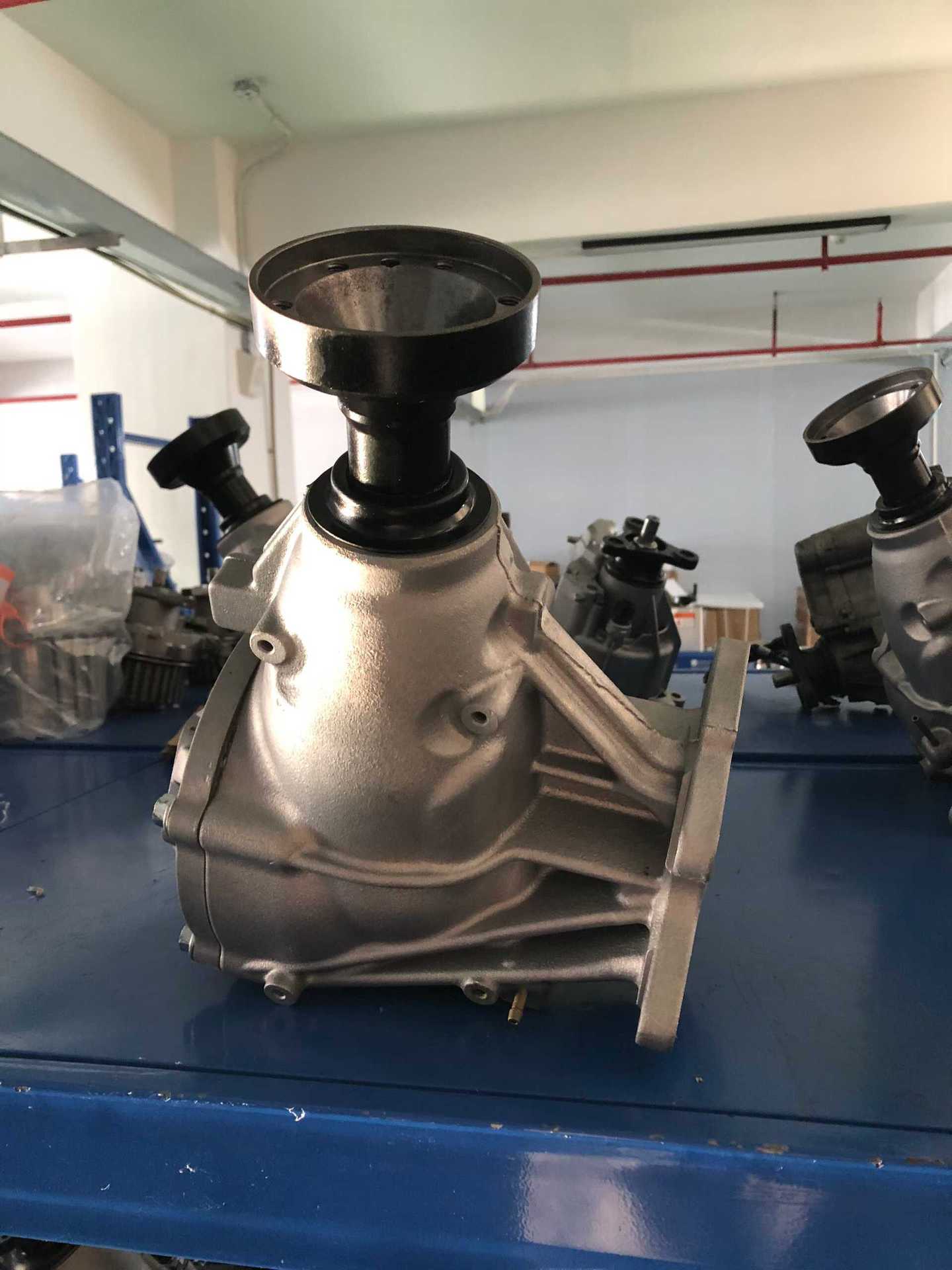Suitable for Land Rover Evoque and Freelander 2, 6-speed four-wheel drive transfer case assembly
