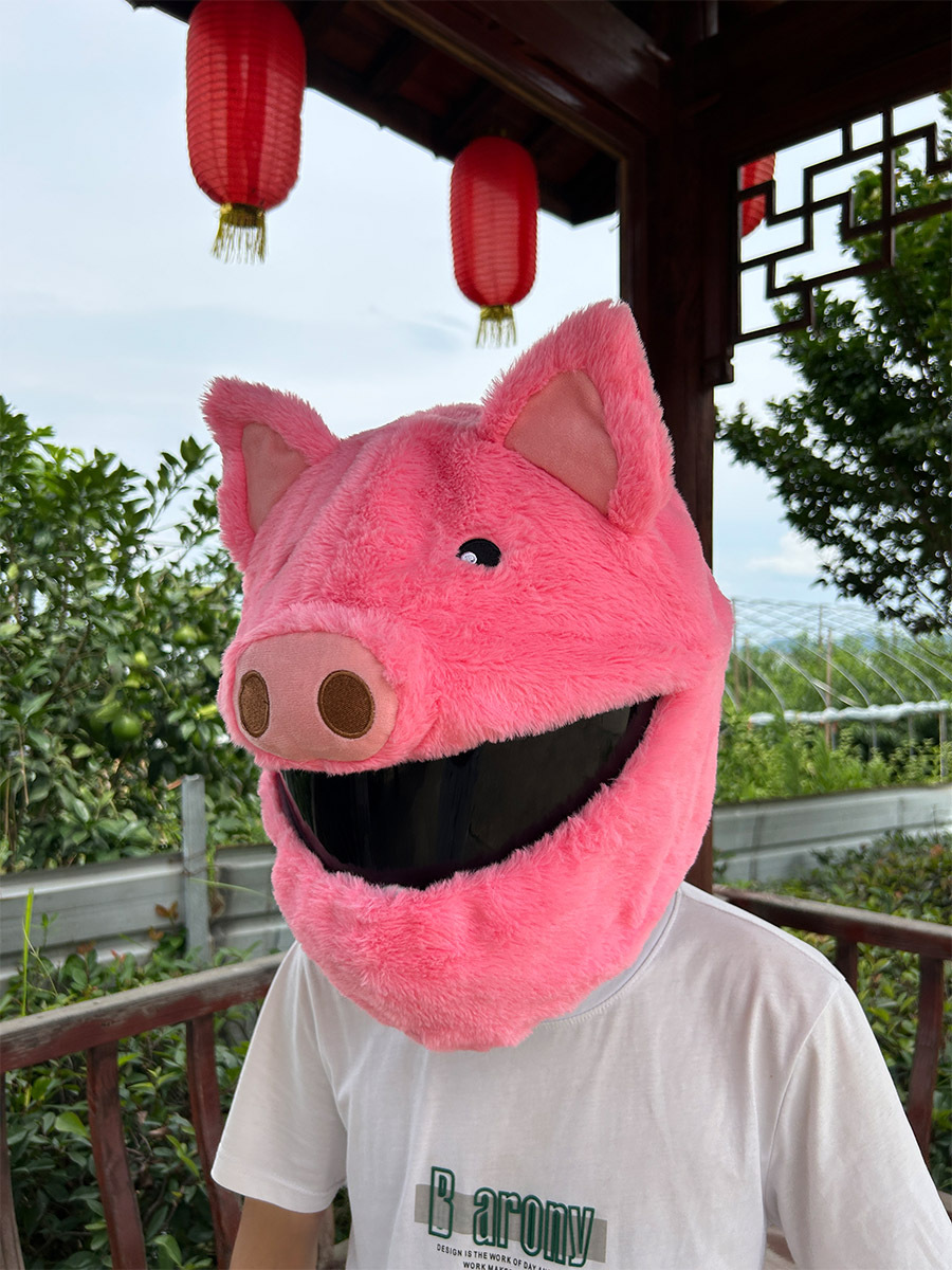 Funda para casco más vendida de Amazon, casco de cabeza de cerdo callejero personalizado de felpa para motocicleta, cubierta decorativa para cabeza de casco completo