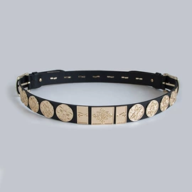 腰带;腰链;腰封