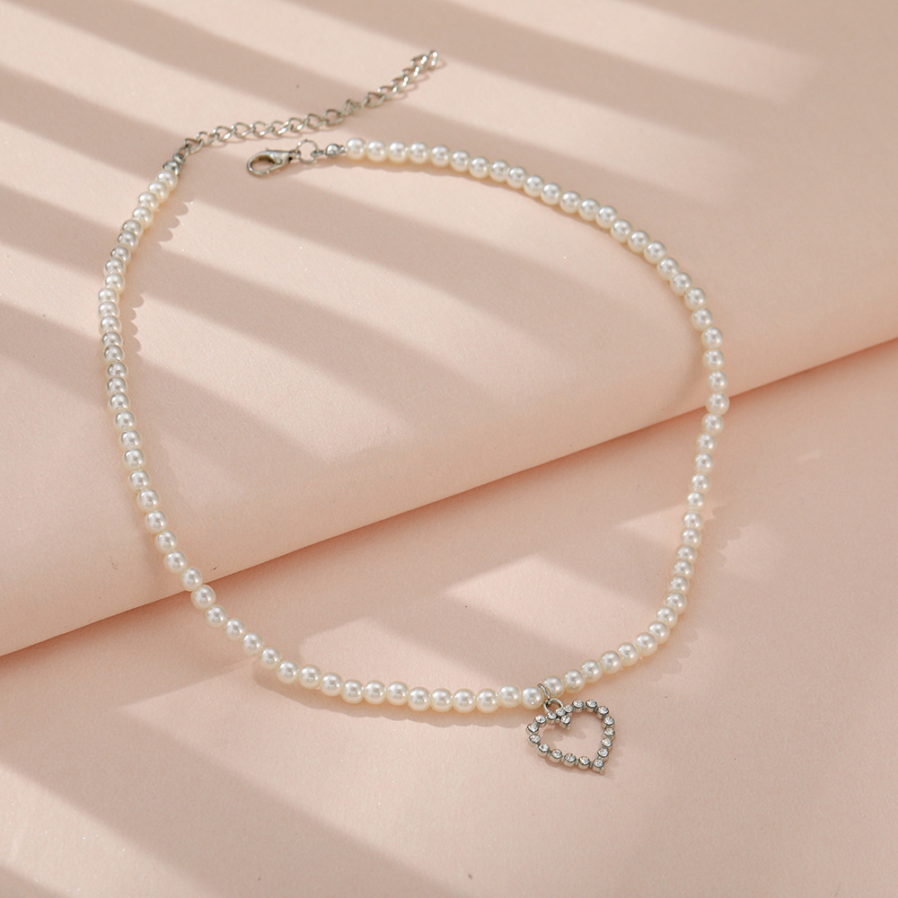 pearl necklace elegant simple niche diamond hollow love necklacepicture4