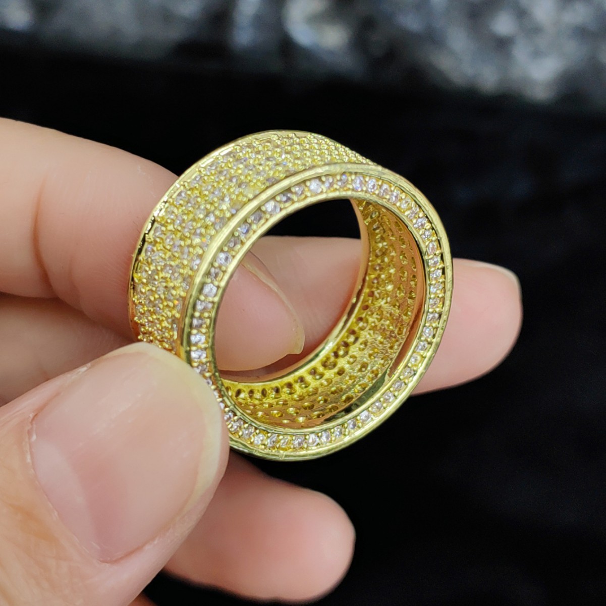 Europa y los Estados Unidos nuevos anillos de zircón de bronce caliente Hip Hop comercio electrónico transfronterizo Europa y los Estados Unidos fabricantes de anillos de hombres y mujeres al por mayor image 3