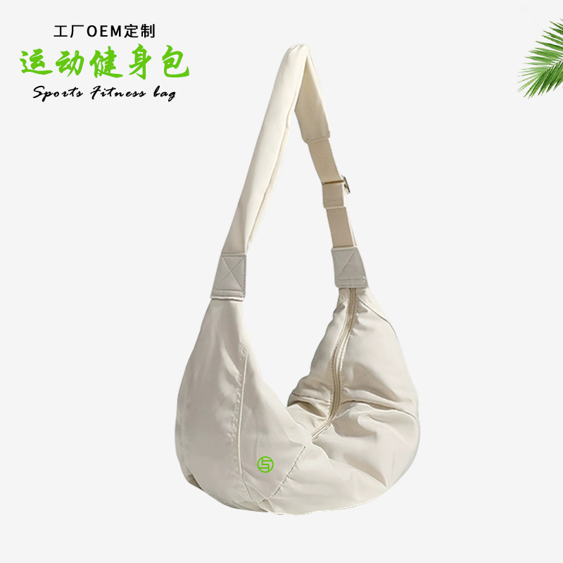 Large-Capacity Yoga Fitness Shoulder Bag Women's Outdoor Sports and Leisure Bag Lightweight Portable Crossbody Bag Processing and Customization Large-Capacity Yoga Fitness Shoulder Bag Women's Outdoor Sports and Leisure Bag Lightweight Portable Crossbody Bag Processing and Customization