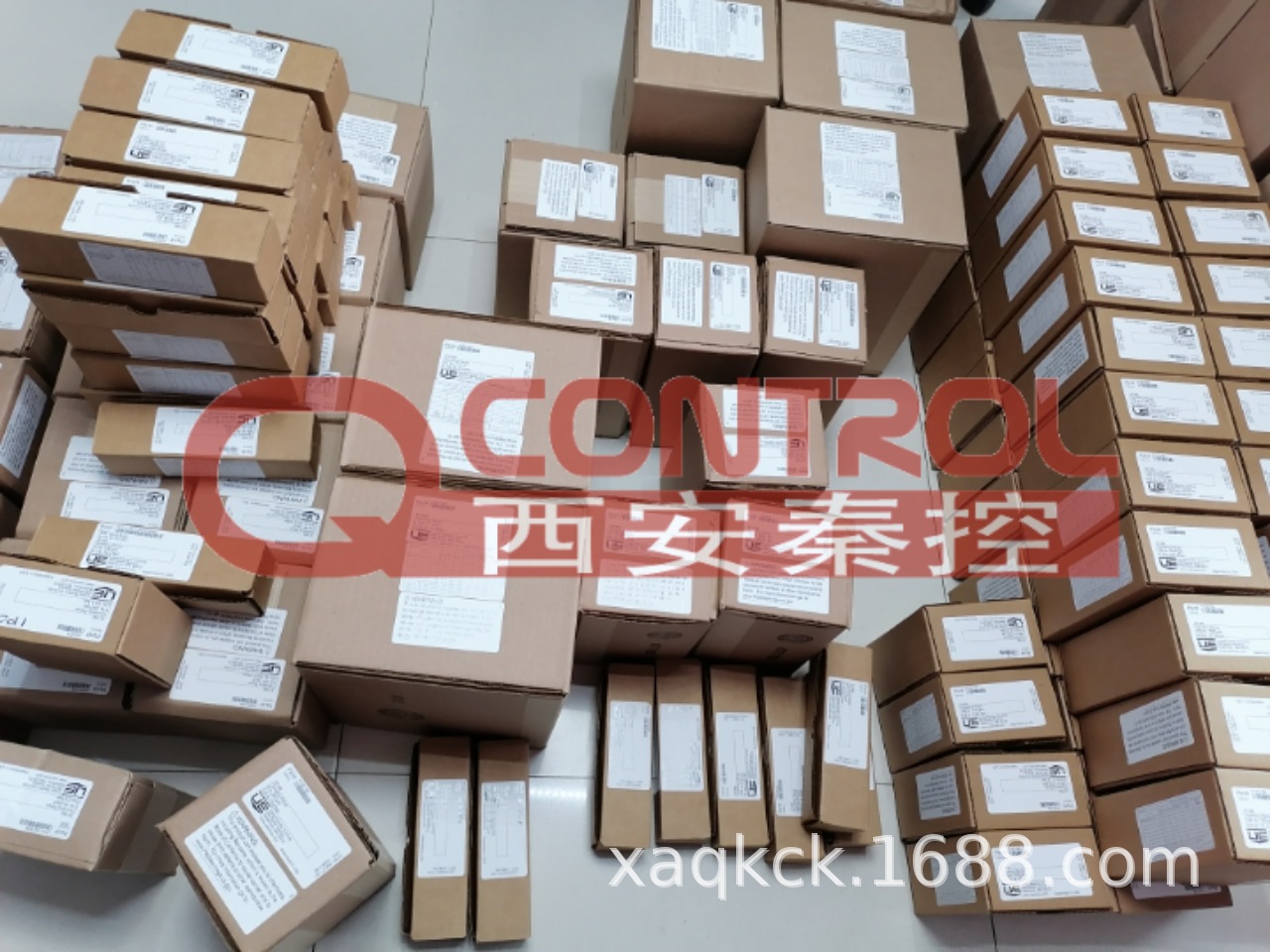 24-011 美国UE差压开关 现货压差控制器