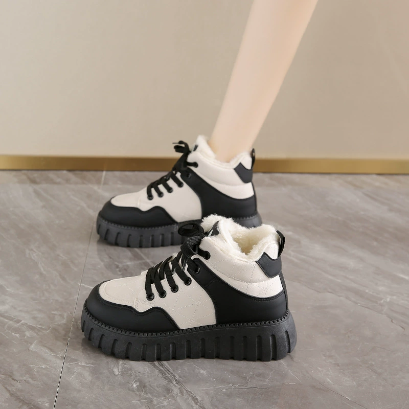 Плюс бархатная маленькая белая обувь женская 2024 зимняя новая студентка ins Корейская версия утолщенная теплая хлопчатобумажная обувь повседневные короткие сапоги
