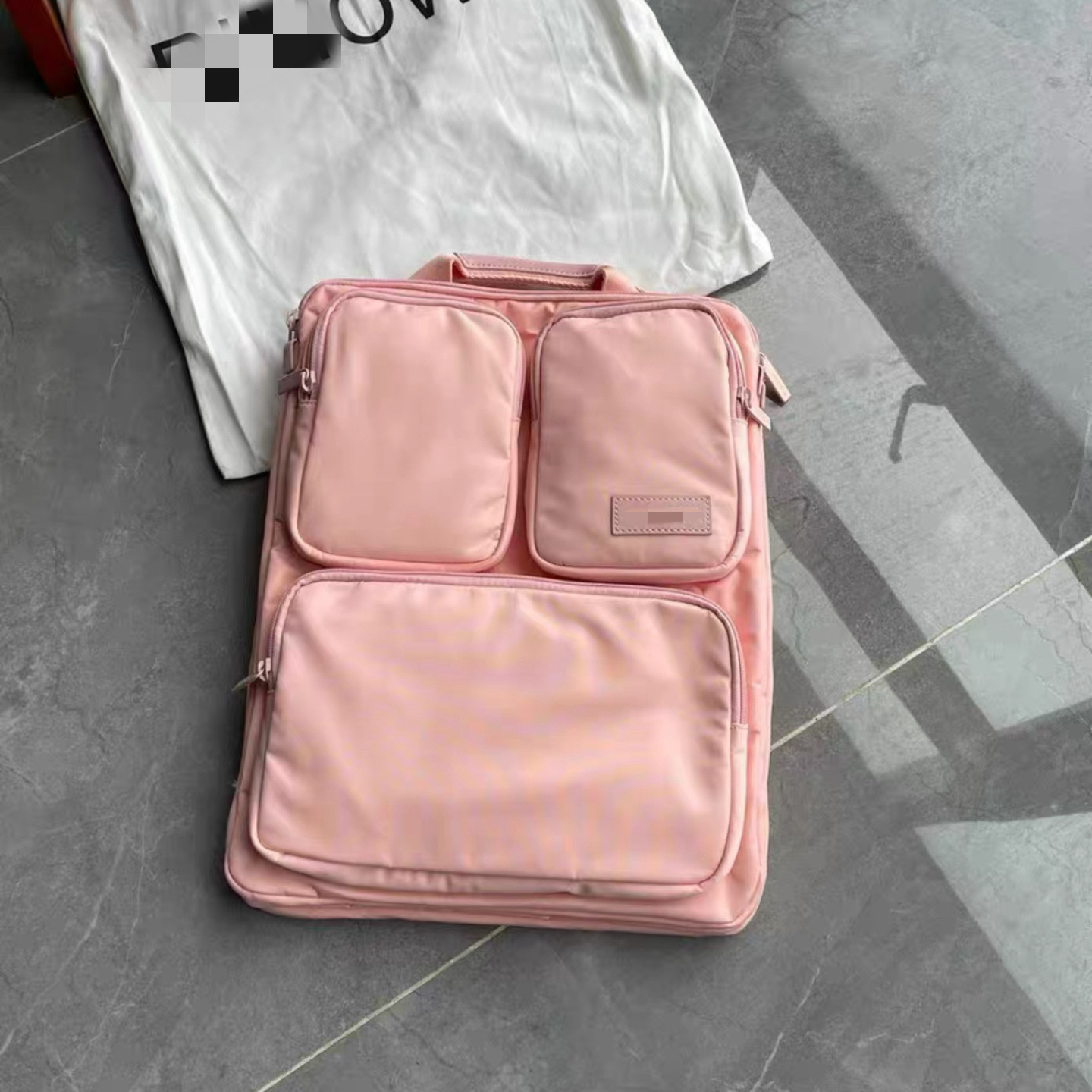 분홍색