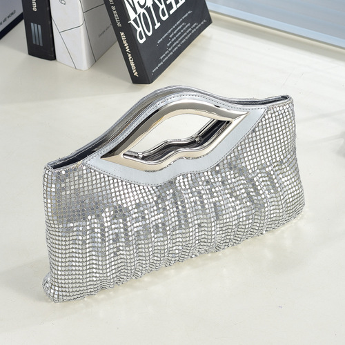 Supply of aluminum sheet fashion handbags, banquet bags, women's bags, cheongsam bags, dress bags, fashion bags, temperament women's bags