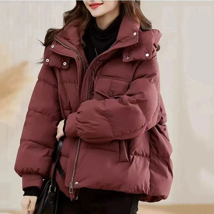 Short cotton-padded jacket women's 2024 winter new cotton-padded jacket Korean version of loose hooded thick warm coat cotton-padded jacket with large buttons