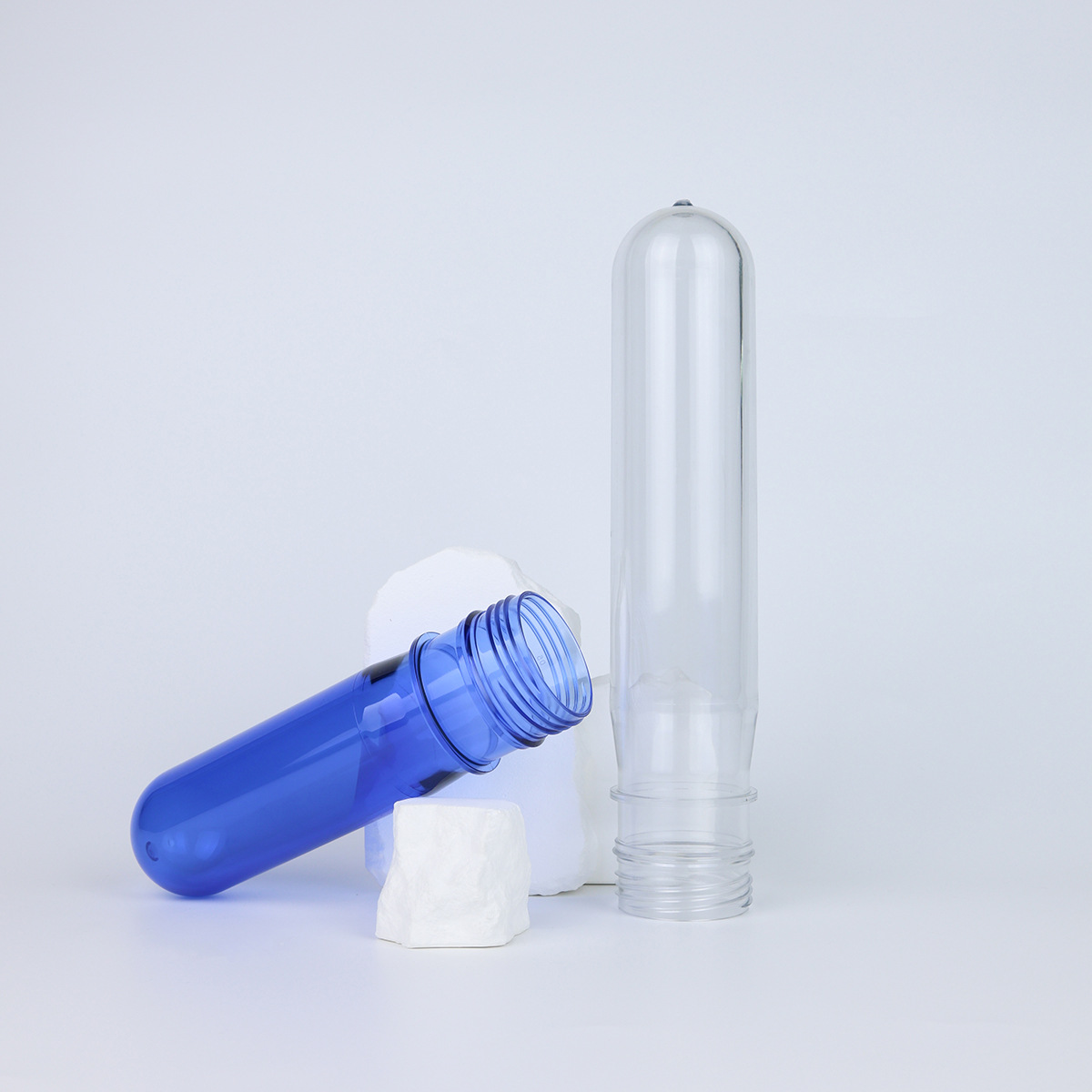 Proveedores al por mayor desechable botella de agua potable embrión pet botella de plástico embrión botella de agua potable de grado alimenticio embrión