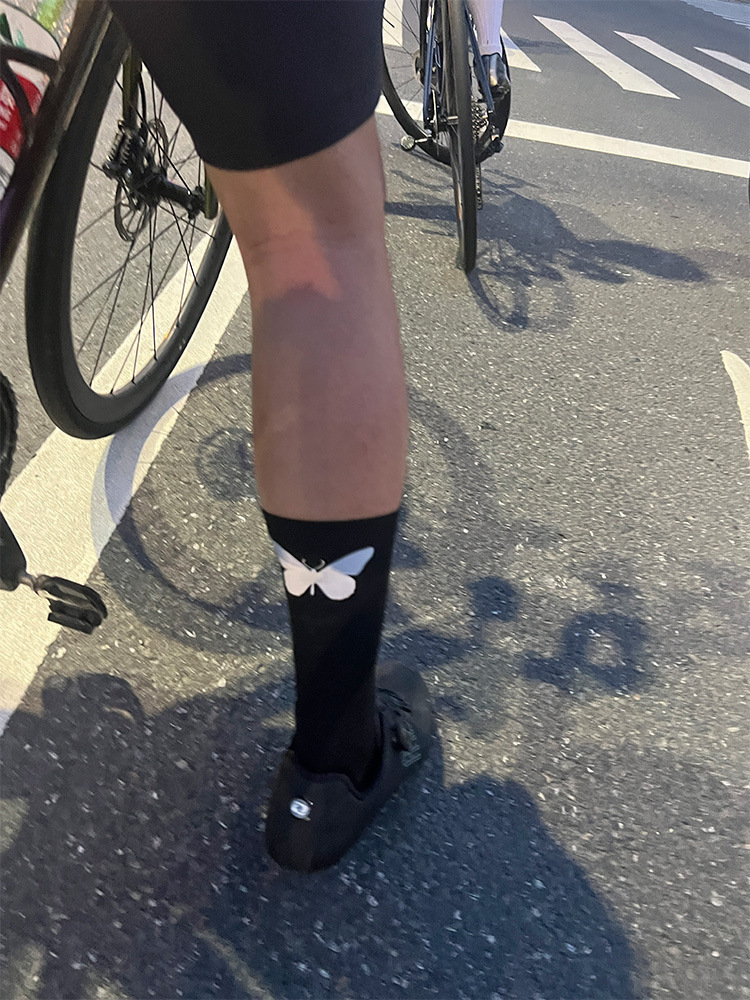 Reflekterande cykelstrumpor för herr och dam för sport och träning_voghion.com