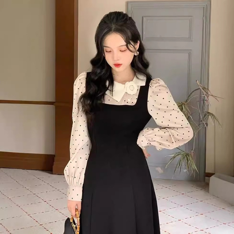 [Light Luxury] Retro French Age-reducing Satin Wave Dot Contrast Color Fake Two-piece dress Elastic Slim Hepburn Black