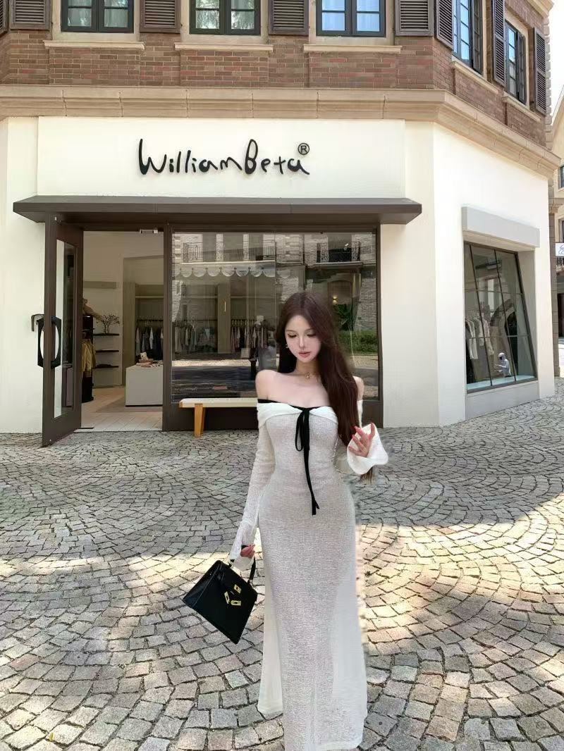 One-word Shoulder Contrasting Color Strap Long-sleeved Dress Women's Autumn Horn Sleeve Waist Skirt Gentle Slim Hip-wrapped Long Dress_ecoleips.com