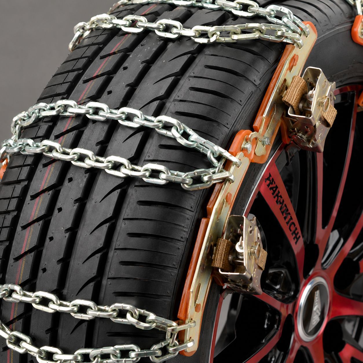 Universal anti-skid chains for car tires made of manganese steel, suitable for sedans and SUVs on snow and mud, winter use