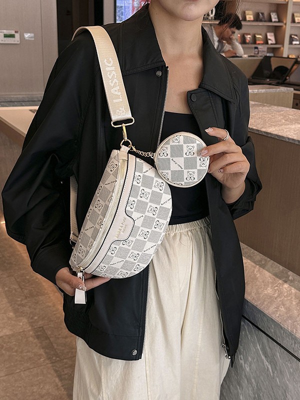 Bolso de moda moda para mujeres 2025, nueva moda, bolso de pecho de letras extranjeras, bolso de hombro casual, bolso pequeño.
