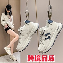 跨境莆田运动女鞋秋季2024皮面软底轻便阿甘鞋学生小白防滑老爹鞋