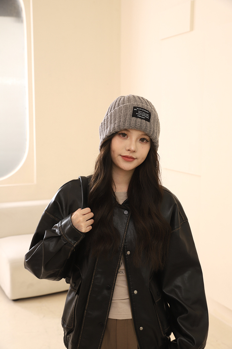 Lana oversize tinta unita per autunno e inverno, pile lavorato a maglia, versione coreana, coppia femminile all'aperto, escursioni calde_voghion.com