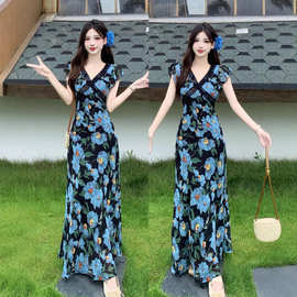 大码2025夏度假风蕾丝拼接气质V领小飞袖玫瑰印花连衣裙气质长裙
