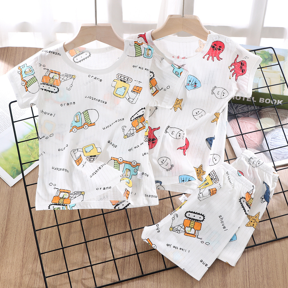 Pijamas para niños traje de manga corta homewear Bebé Ropa de aire acondicionado niños pequeños y medianos ropa de verano delgada de algodón flameado