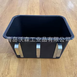 高品质饲料槽 马房用品  三挂钩可悬挂料桶 马具料桶方形挂钩料桶
