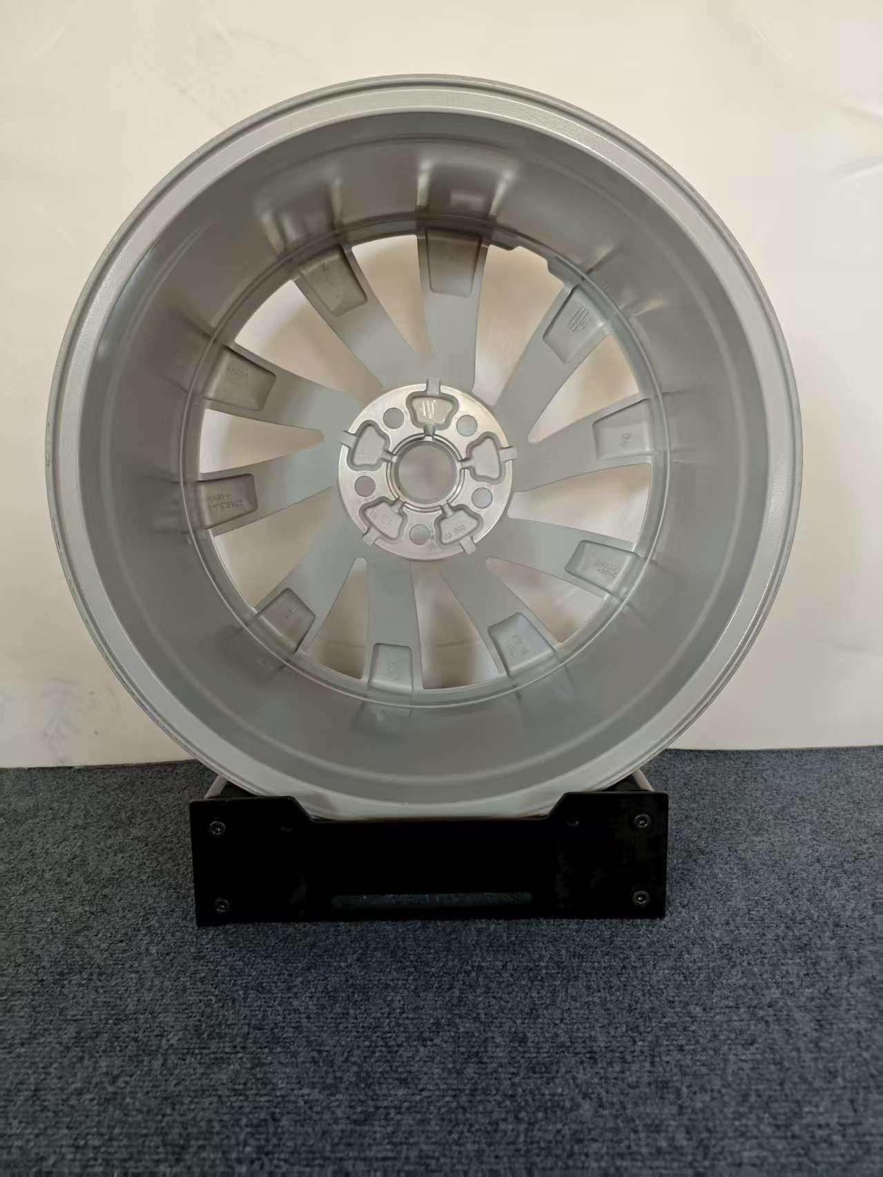 Suitable for Tesla's New Version of Model Y 20inch Original Style Wheels with Standard High-End New Wheels