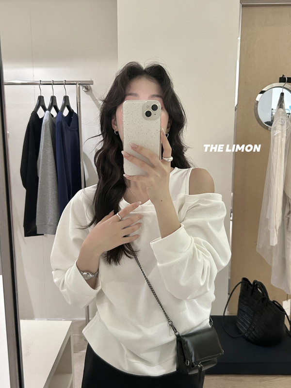 thelimon2025秋季新款美式设计感斜肩露肩长袖卫衣女宽松显瘦上衣|undefined