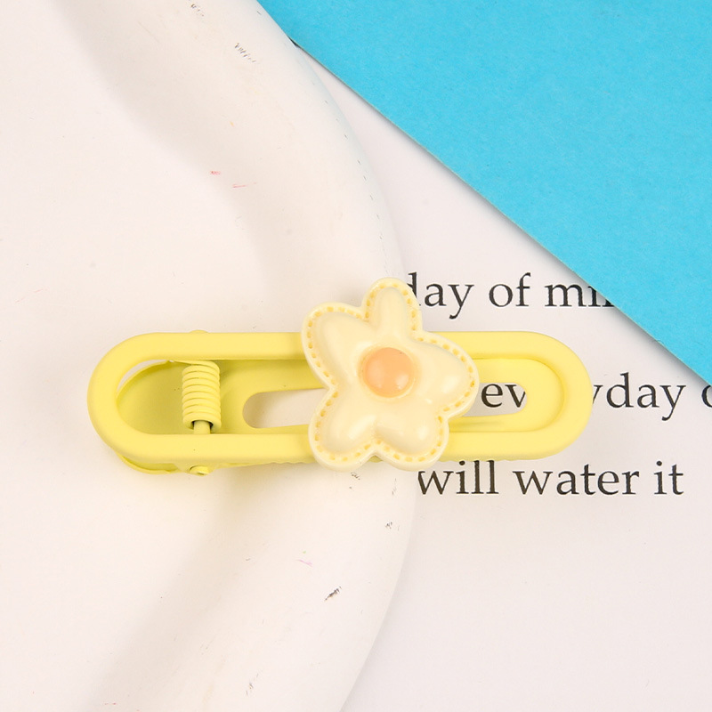 Primavera nueva historieta Sanrio oval metal horquilla linda chica dulce lado Bangs hairpin tocado