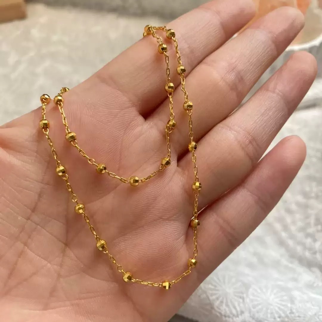 Gold-Colored Small Gold Bar Square Chain with Fine Geometric Chain Links, m Clasp Versatile Chain, Simple and Versatile Sand Gold Necklace