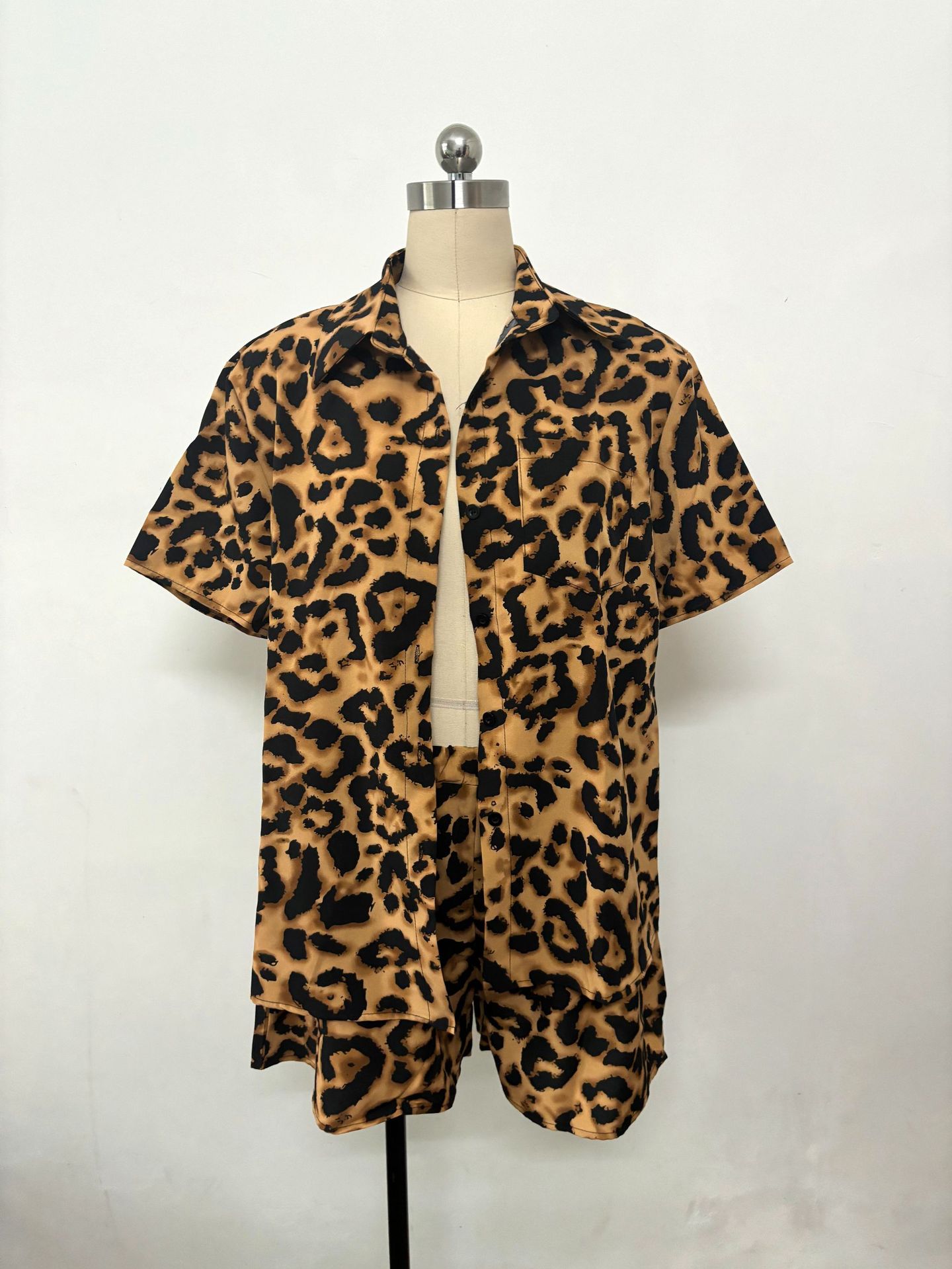 315g Weight Half Sleeve Sleeve Length Holiday Women's Streetwear Leopard Polyester Printing Button Shorts Co-ord Set Shorts Sets