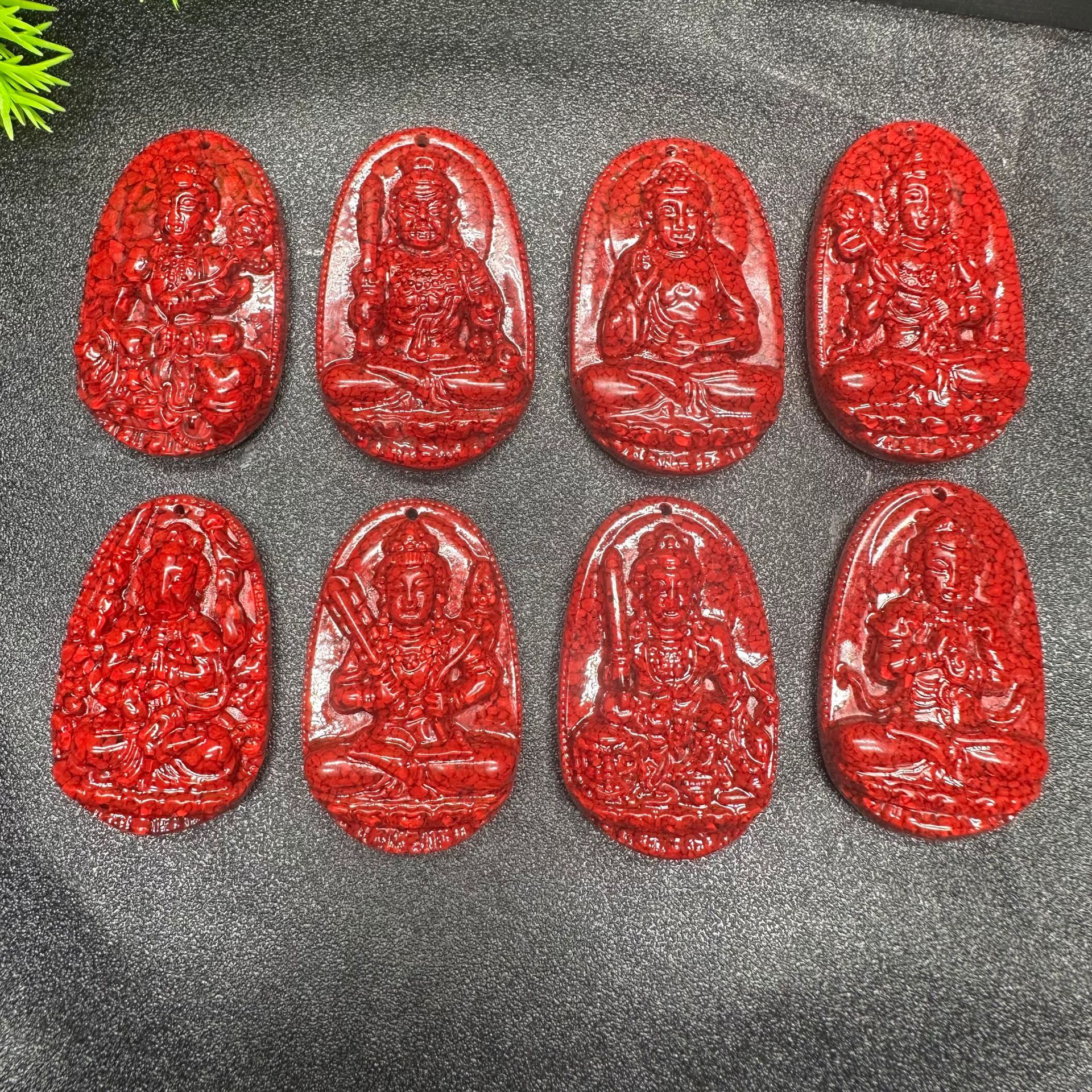 天然朱砂晶体砂吊坠饰品八大守护神生肖守护吊坠挂件工厂直销地摊