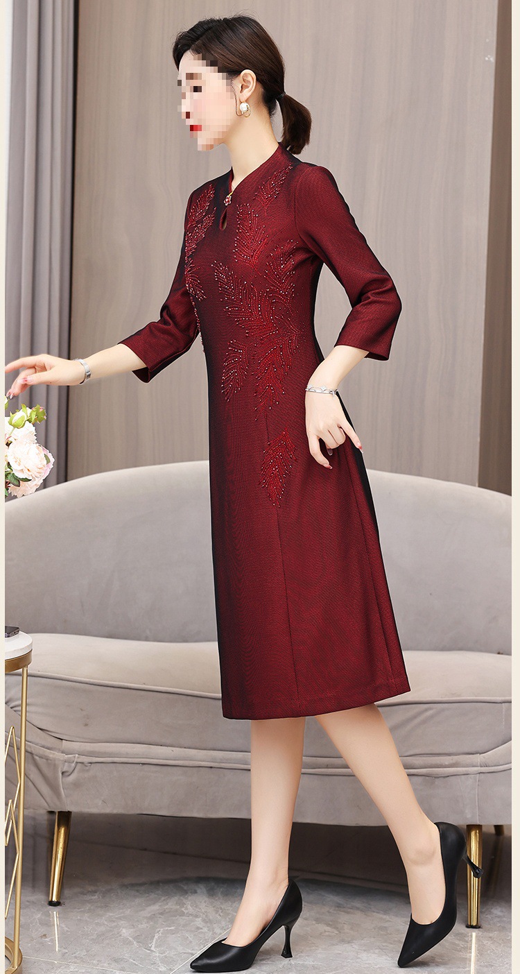 Red With An Elegant And Sophisticated Feel, Suitable For Mother Of The Bride At A Banquet, Autumn Style Wedding Dress,_ecoleips.com