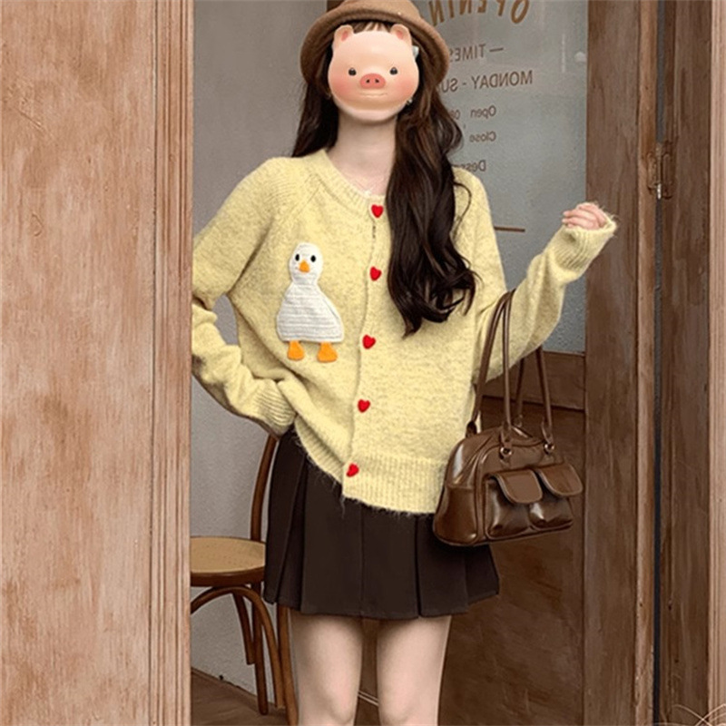 Gentle Style Embroidered Love Button Knitted Cardigan Coat Women Autumn and Winter New Age-reducing Sweater Coat Women