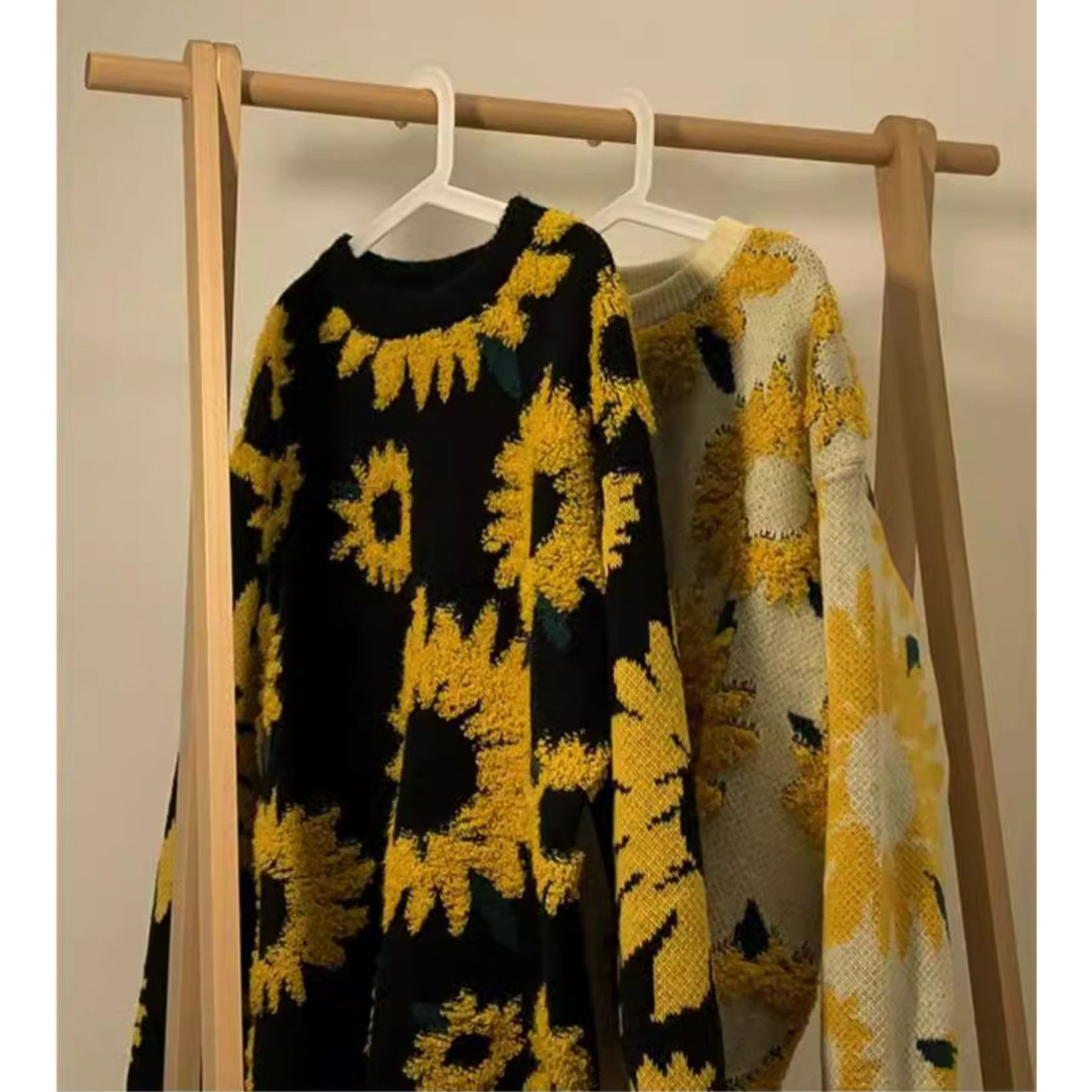 Explosiones transfronterizas de tamaño europeo de girasol flocado camiseta de punto suéter masculino estereoscópico chaqueta de invierno de otoño fábrica de moda al por mayor