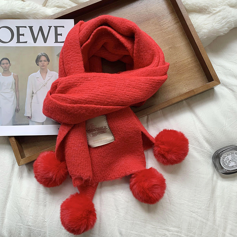 Bufandas coreanas 2025 nueva bufandas de Navidad lana tienda suave viento imitación de cashmere bufandas de bola de lana al por mayor