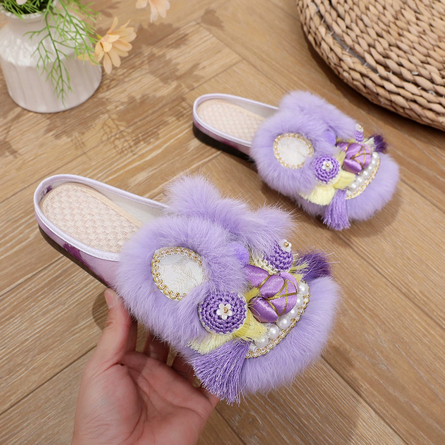 Туфли с тигровой головой женские взрослые весной и летом на мягком подошве дома носят ретро фиолетовый баотоу, наполовину шлепанцы, вышитые вручную туфли