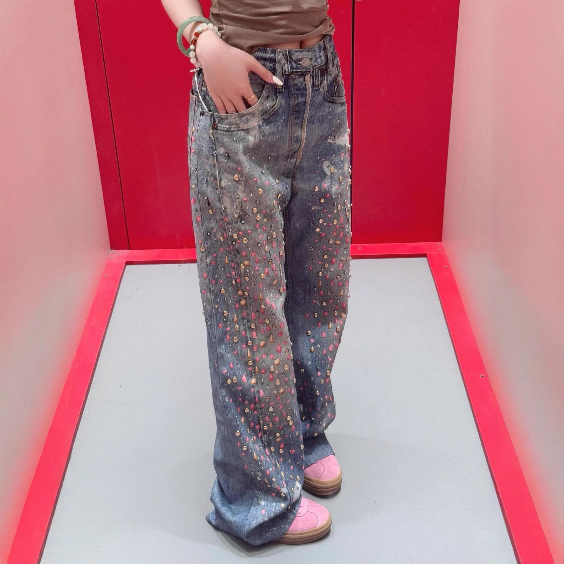 Abbigliamento donna Stile donna Jeans in denim resistenti con borchie e stampa 3D a blocchi di colore Pantaloni larghi a gamba larga Hot Girl Moda autunnale_voghion.com