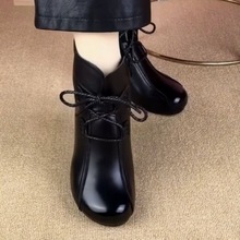 2025年爆款马丁靴女款秋冬新款中跟皮靴舒适单靴中年妈妈软皮棉靴