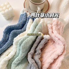 Autumn and winter coral velvet socks for women, thickened and velvet sleeping socks, home floor socks, pregnant women's postpartum sleeping and confinement socks