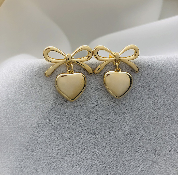 Women's Gender 1 Pair Simple Style Heart Shape Bow Knot Copper 18K Gold Plated Drop Earrings