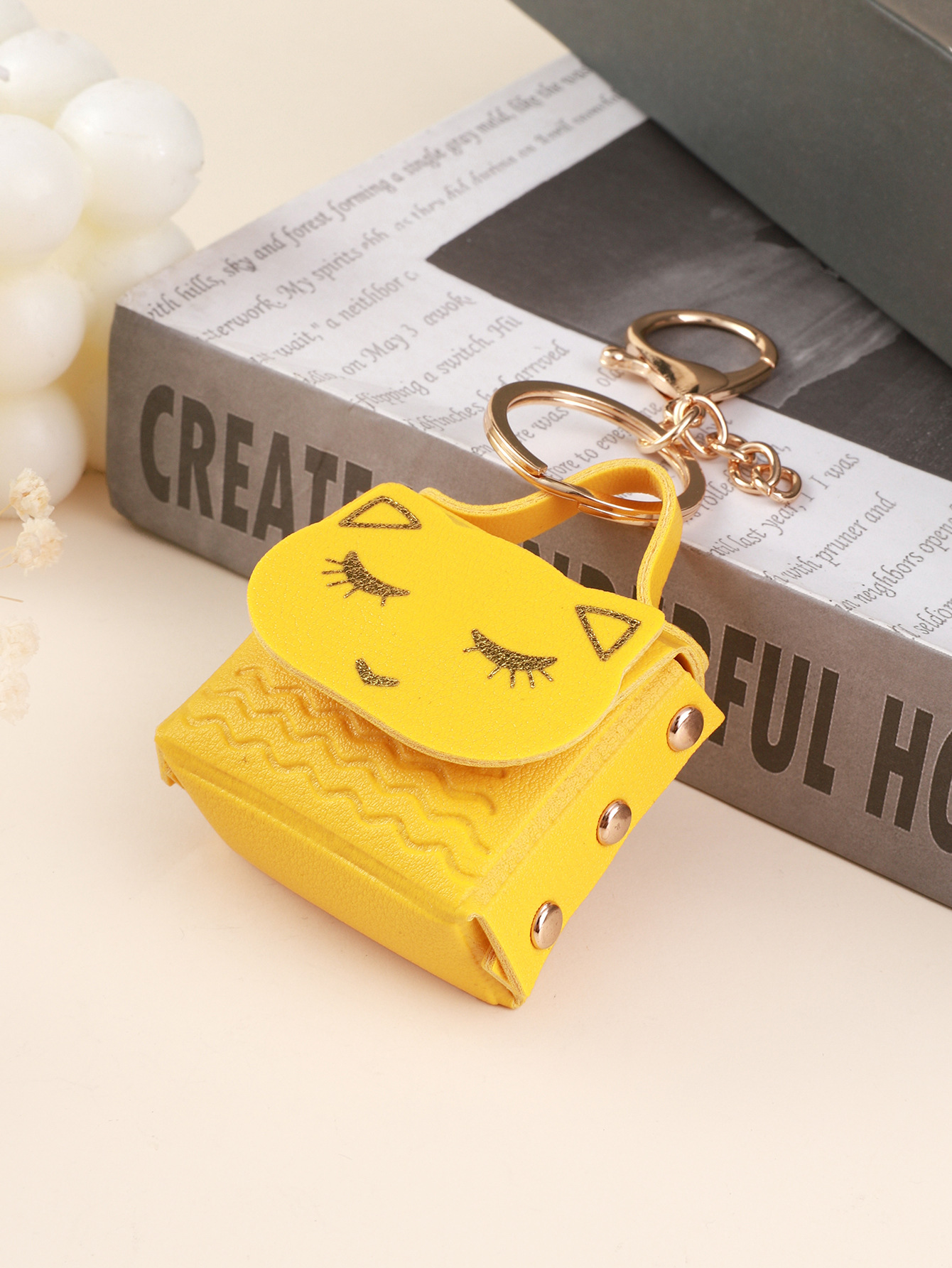 Ruoguo cuero gato cabeza monedero llavero moda coche bolsa pareja llavero pequeño colgante al por mayor
