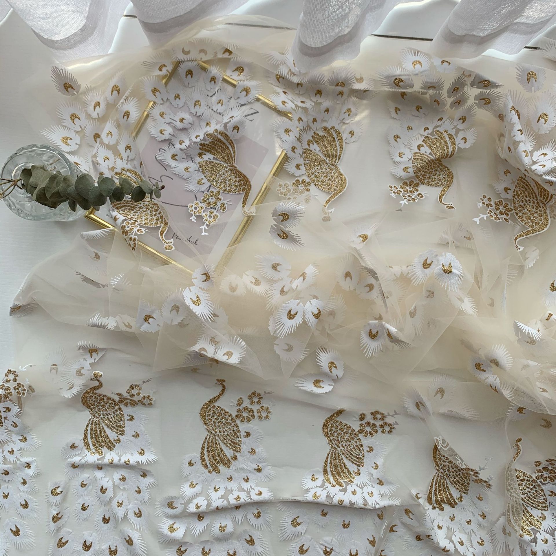 Colocación bilateral pegamento polvo de impresión bronceado malla Flor del Pavo Real capa hilo ropa para niños Hanfu Lolita tela suministro directo