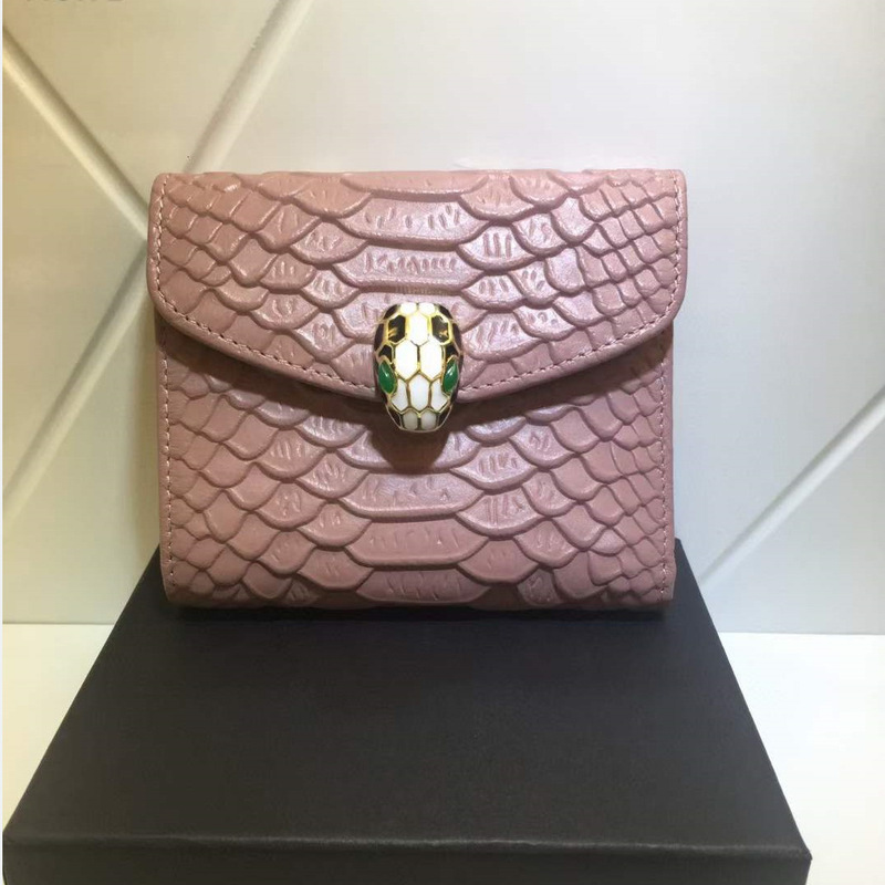 Folding exquisite simple Women's Small wallet short new fashion genuine leather soft cowhide popular crocodile pattern wallet Folding exquisite simple Women's Small wallet short new fashion genuine leather soft cowhide popular crocodile pattern wallet